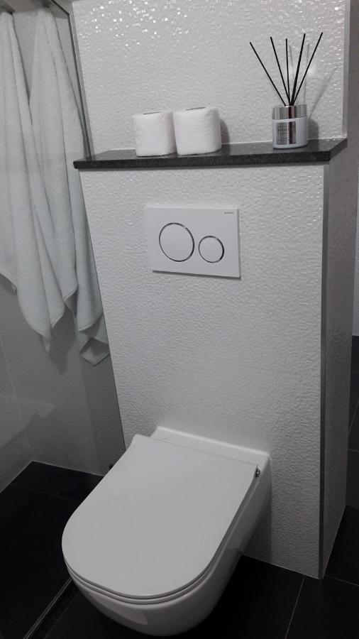 Studio Apartment Nani Centar Split Bagian luar foto
