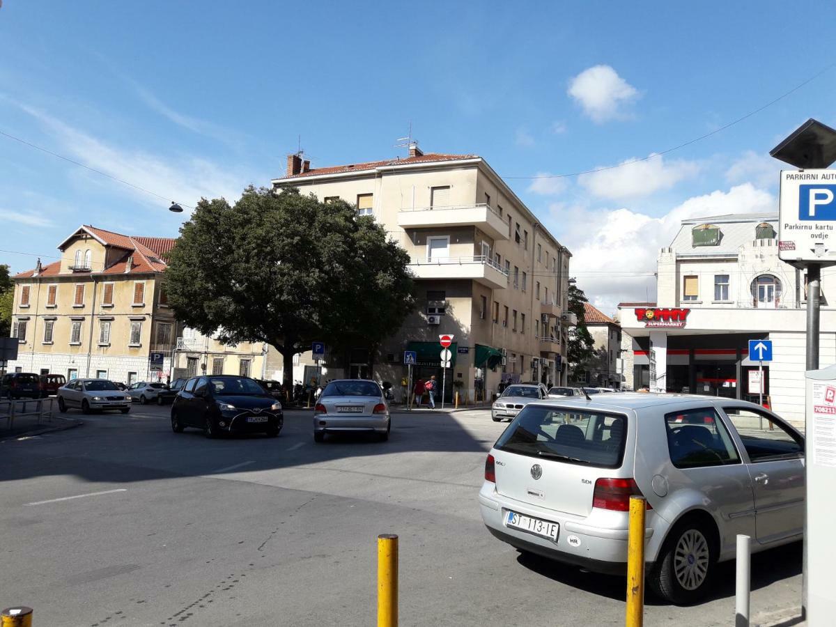 Studio Apartment Nani Centar Split Bagian luar foto